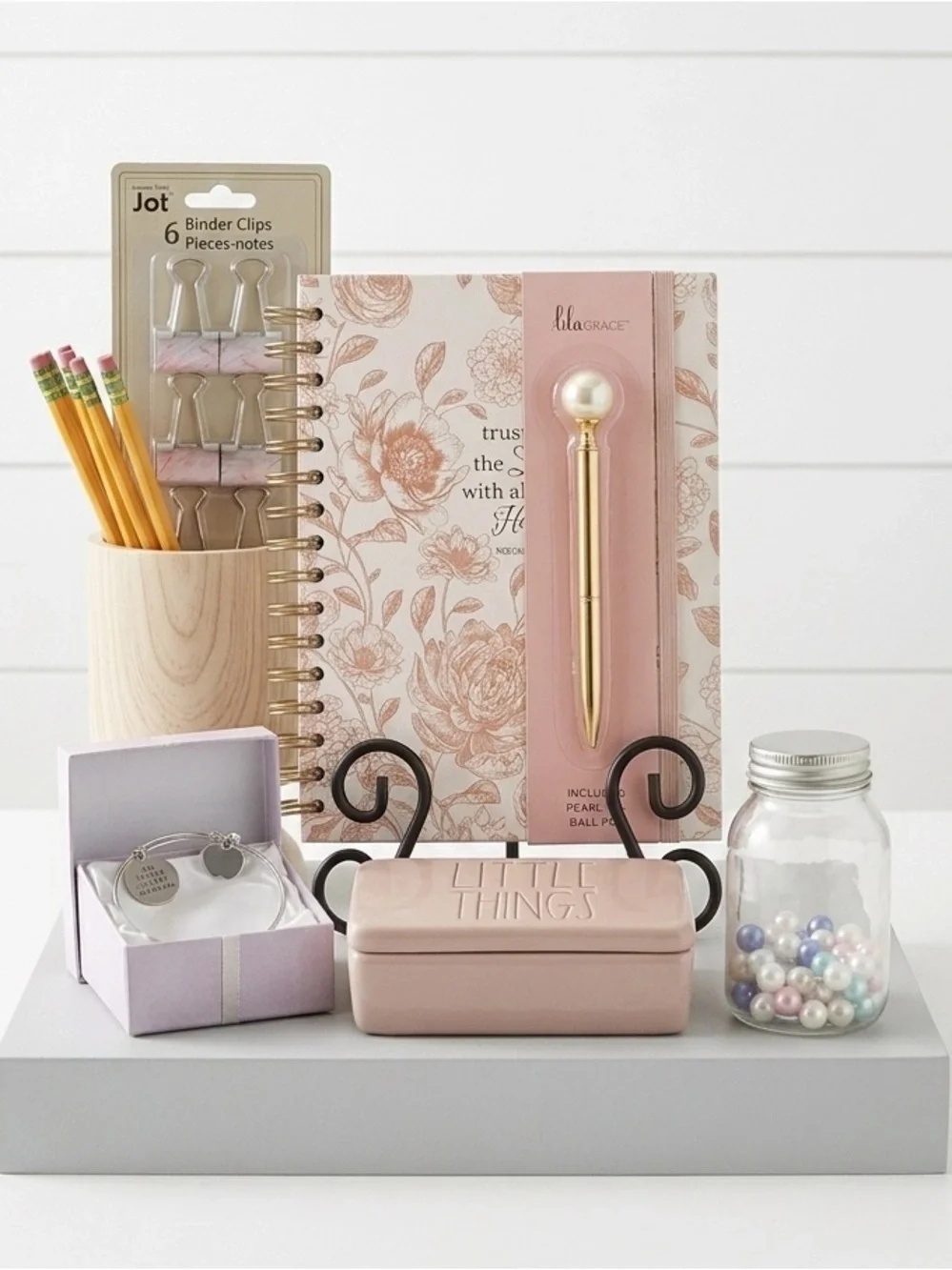 🍎 DELUXE Brand New‎ 5-Piece Teacher Appreciation Gift & Desk Bundle 🍎